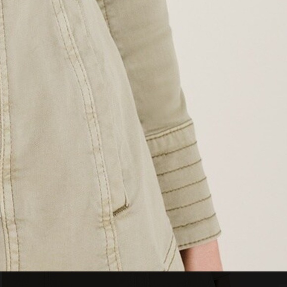 Chico’s Elongated Moto Casual Twill Denim Jacket, Cool Sage, Sz 4 (20/22) - NWT! - Picture 4 of 11